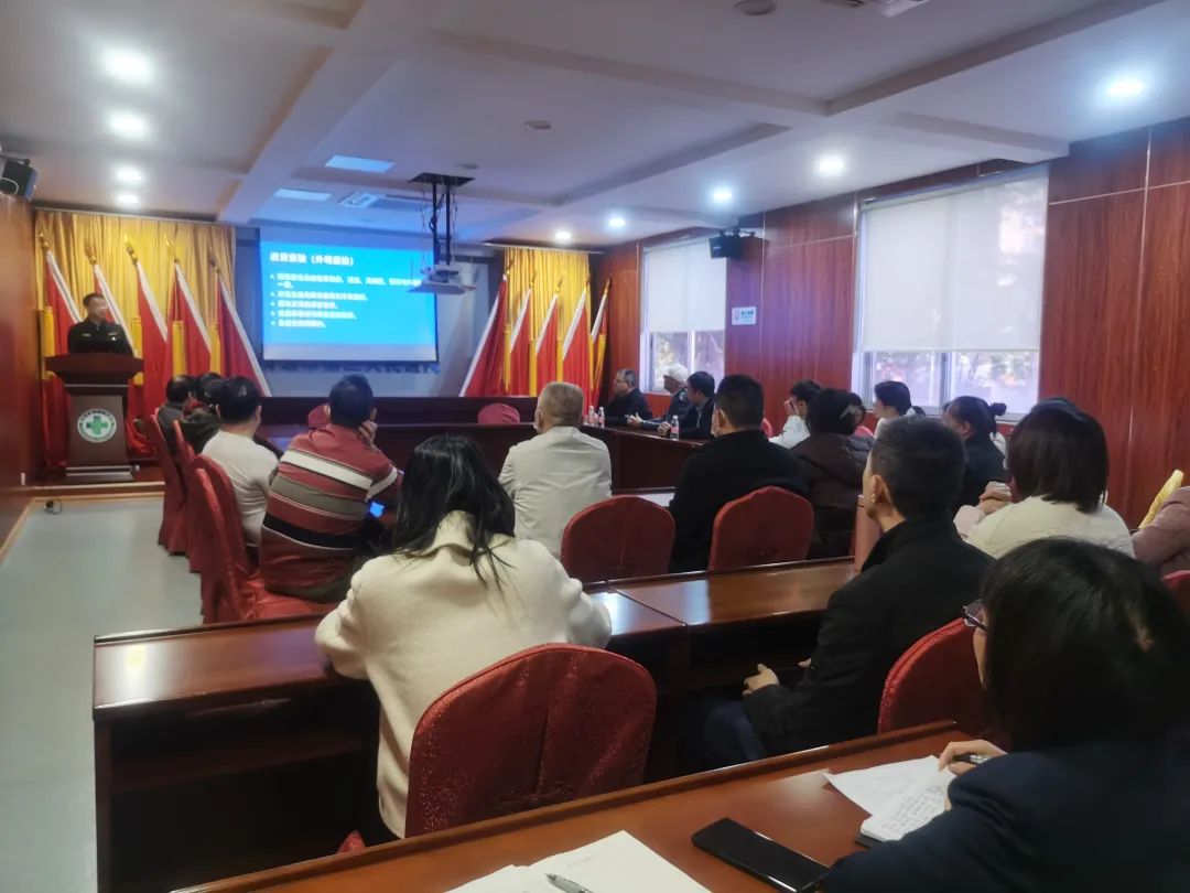 清遠(yuǎn)市第三人民醫(yī)院舉辦食品安全質(zhì)量提升培訓(xùn)班